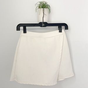 Charlotte Russe white mini skort